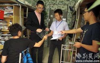 短剧吃瓜新生,吃瓜新生揭秘校园秘闻