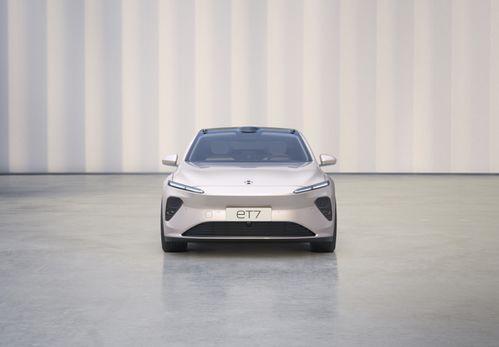 宝马525吃瓜,揭秘豪华轿车背后的“吃瓜”故事