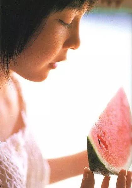 揭秘吃瓜骗局,揭秘网络谣言背后的真相