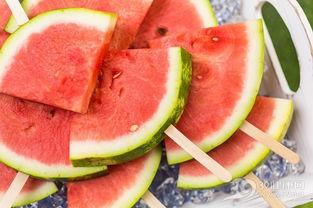 研硕教育吃瓜,揭秘吃瓜背后的教育现象与启示