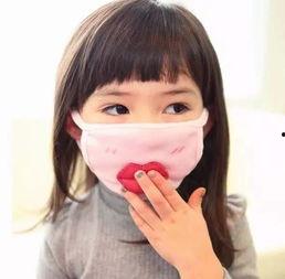 郑州吃瓜戴口罩图片,吃瓜戴口罩，防疫生活新常态