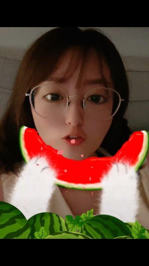 专门吃瓜的女生,揭秘专吃瓜女生的独特魅力