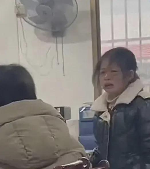 吃瓜打人视频大全,揭秘网络视频中的惊人瞬间